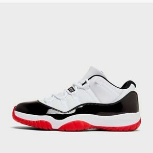 Jordan 11 low concord